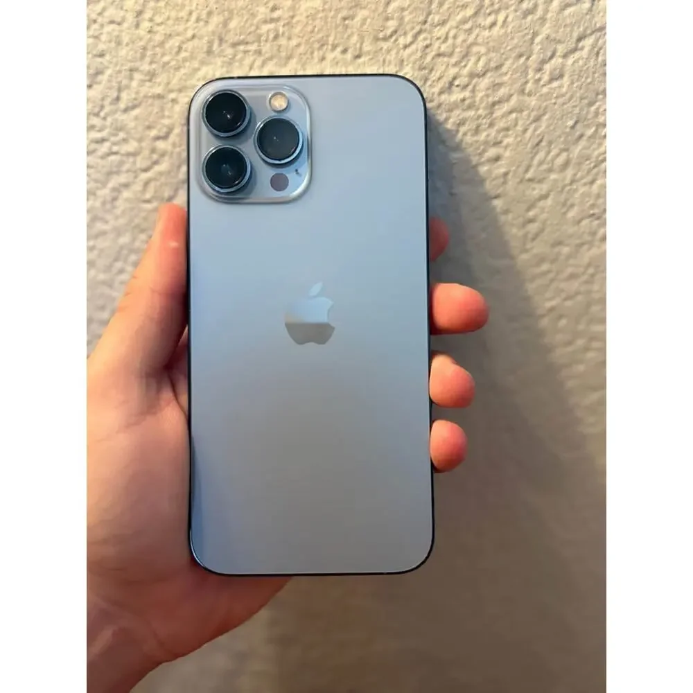 iPhone 13 Pro Max 256GB - UNLOCKED